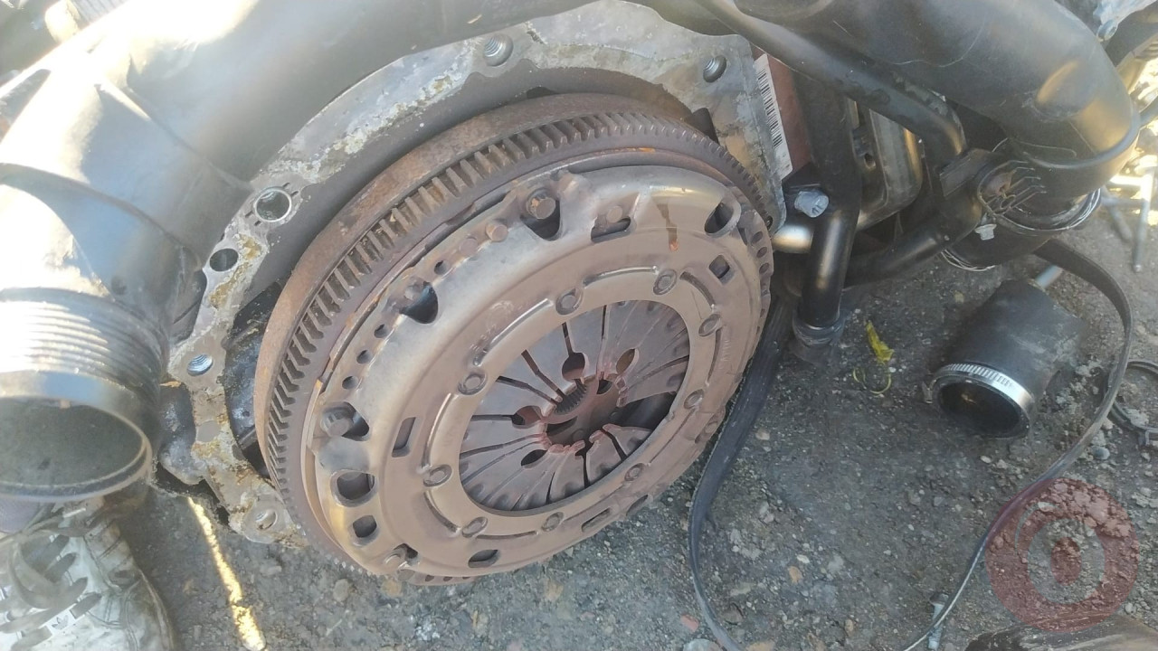 vw golf6 jetta caddy3 transporter t6 2.0 baskı balata volant