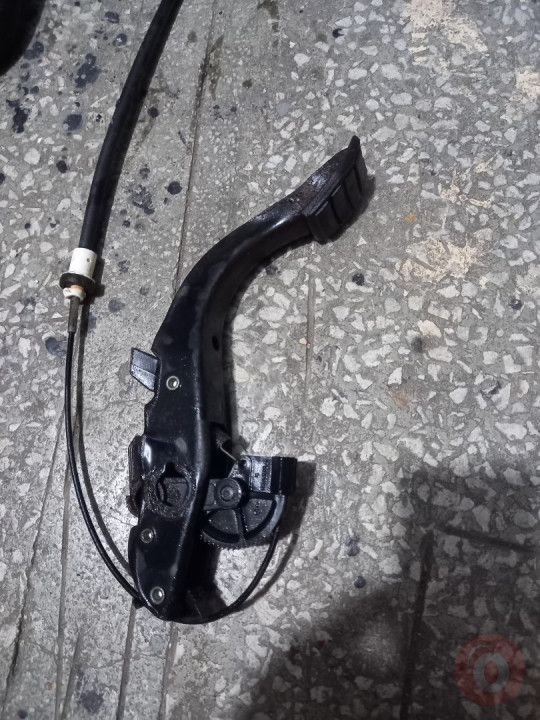 Renault 19 debriyaj pedalı