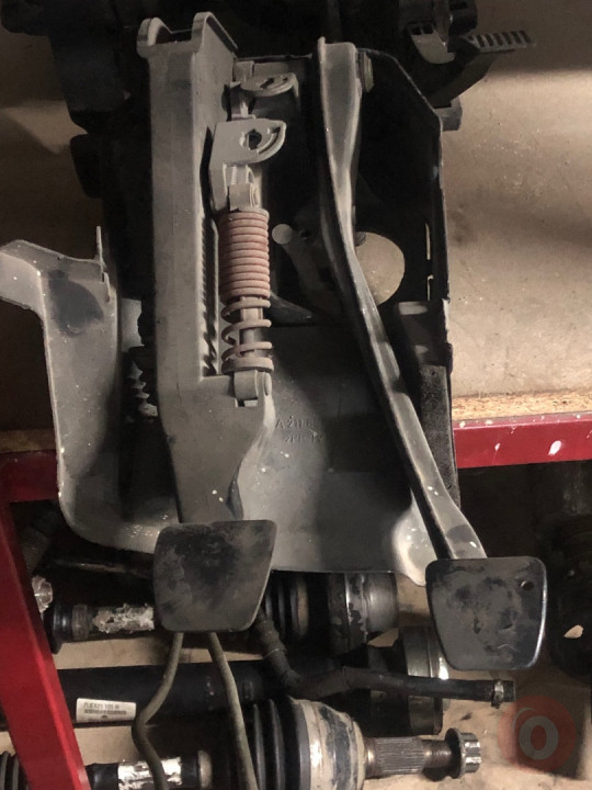 Mercedes w211 debriyaj fren pedal takımı A2116840918