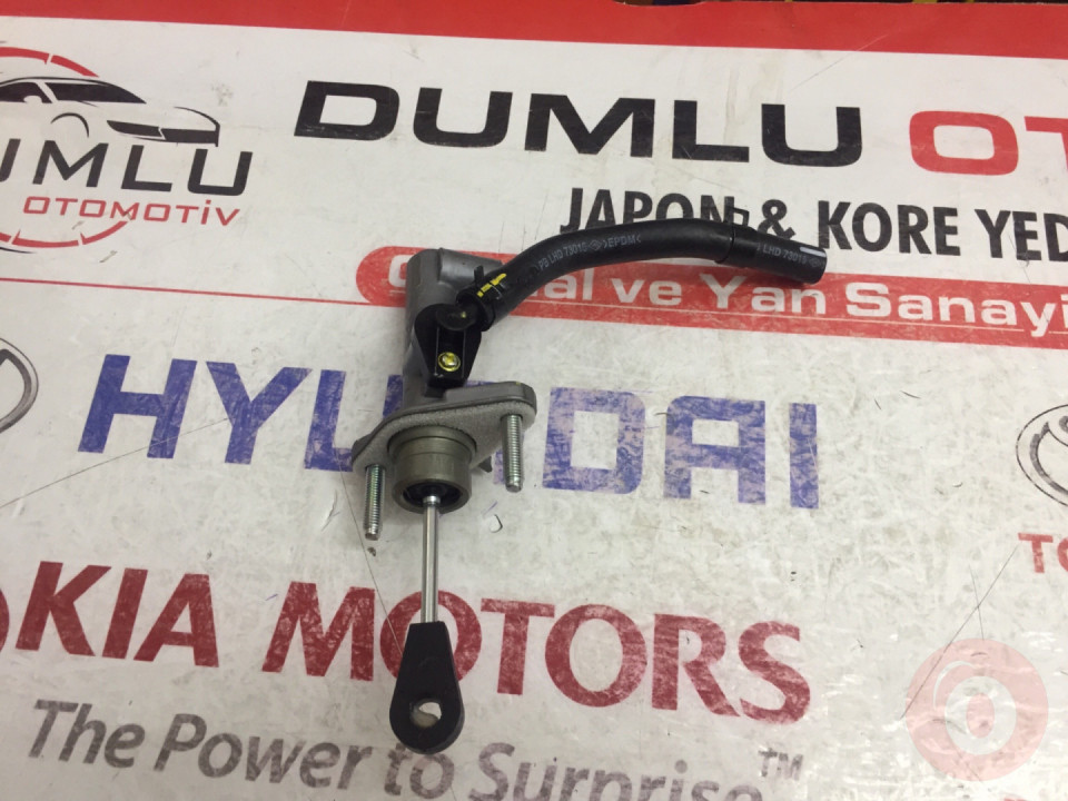 İ20 debriyaj üst merkez 2010-