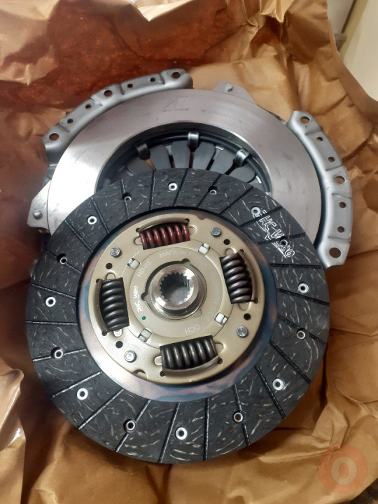 HİACE DEBRİYAJ SETİ 1990-2008 ARASI  SIFIR