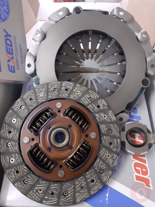 MAZDA 6 DEBRİYAJ SETİ 2003-2010 ARASI DİZEL SIFIR