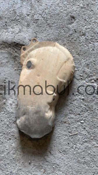 04L131738F passat b8 dcx motor egzoz katalizör ısı kalkanı