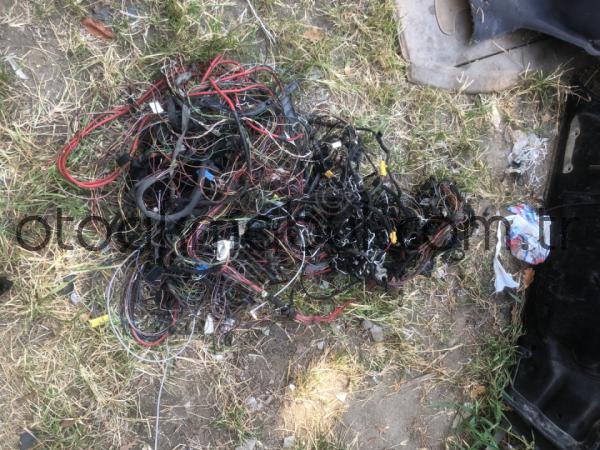 ÇIKMA MERCEDES M272 ELEKTRİK TESİSATI