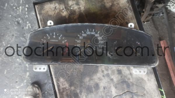 Toyota Corona km saati