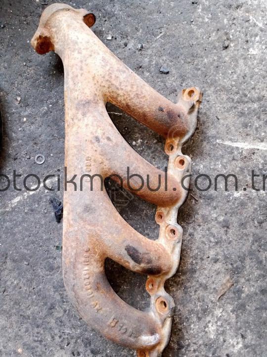 9 0 Mercedes 200 dizel egzoz manifoldu