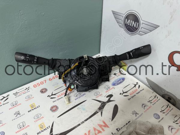 TOYOTA COROLLA SİNYAL SİLECEK KOLU