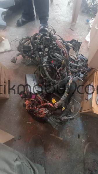 volkswagen caddy 1.9 göğüs iç  elektrik tesisatı