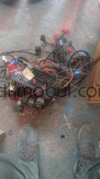 Volkswagen transporter t4 göğüs içi tesisatı sigorta kutusu