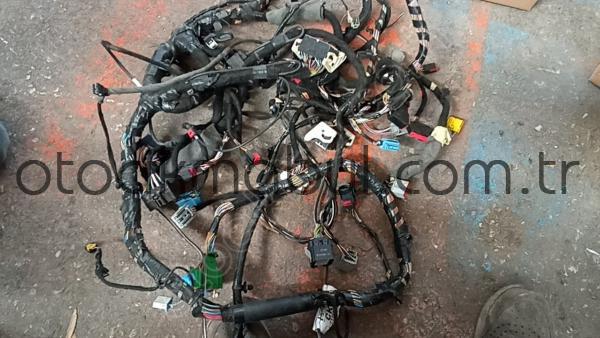 Fort focus göğüs içi elektrik tesisatı