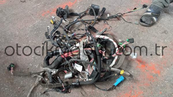 Renault fluence göğüs tesisatı