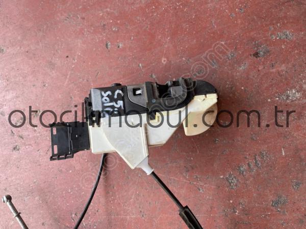 CİTROEN C5 SOL ÖN KAPI KİLİDİ ORJİNAL ÇIKMA PEJO