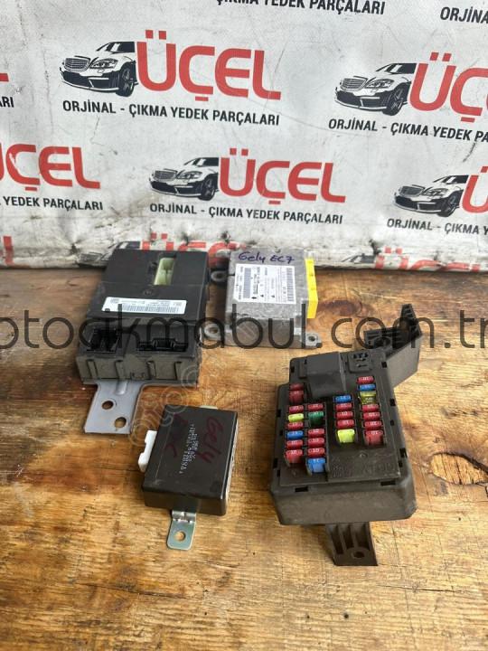 GEELY EMGRAND SİGORTA KUTUSU