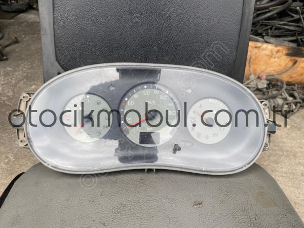 RENAULT CLİO II KİLOMETRE SAATİ