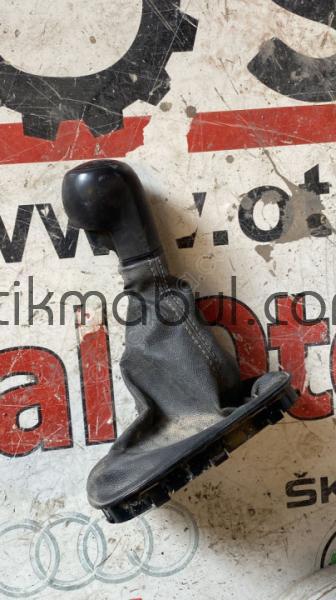 opel corsa d vites topuzu