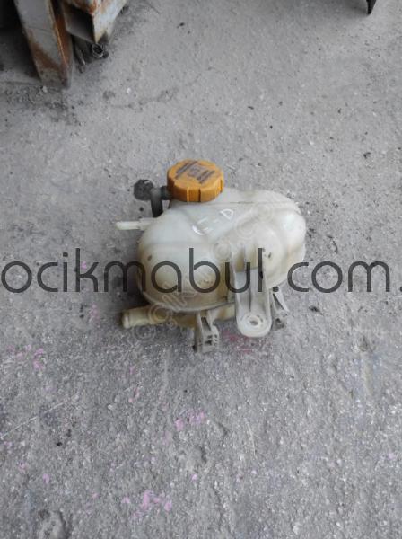 OPEL CORSA D YEDEK SU DEPOSU CIKMA