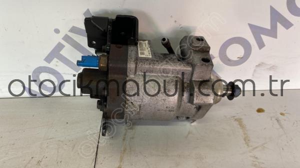 ford connect 2007 90 çıkma orjinal mazot pompası (son fiyat)