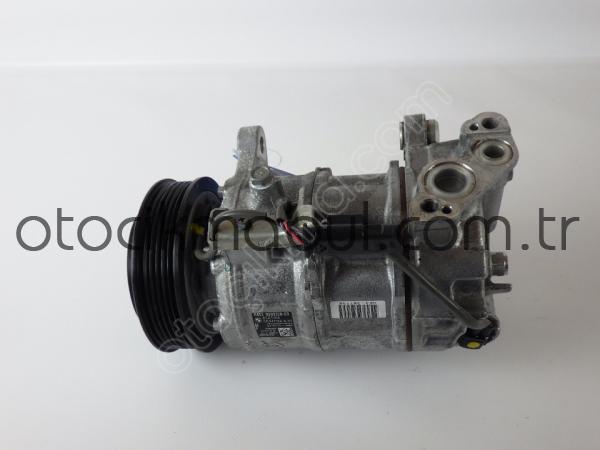 BMW 318i F30 KLİMA KOMPRESÖRÜ