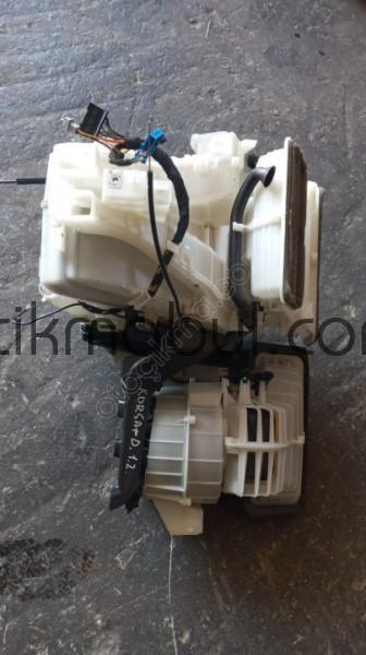 OPEL CORSA D KALORİFER KAZANI CIKMA