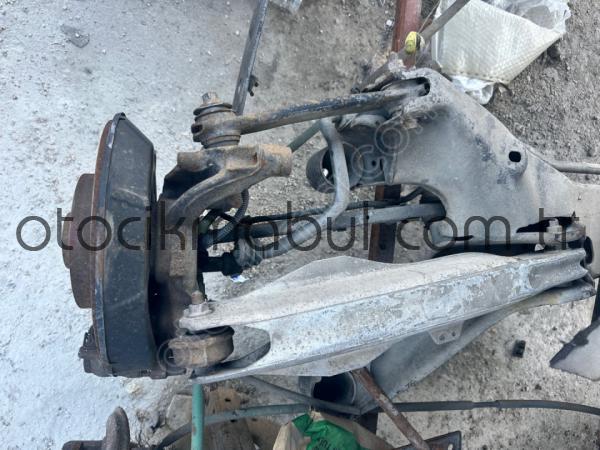 Opel Vecktra C Çıkma Sağ arka merkez