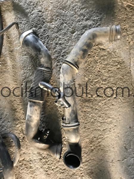 Volvo s80 s60 2.0T5 cıkma turbo hortumu