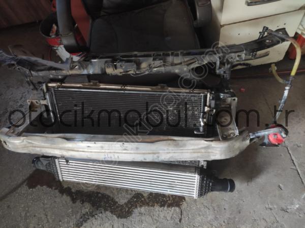 AUDİ A4 2.0 DİZEL 2013 RADYATÖR SETİ