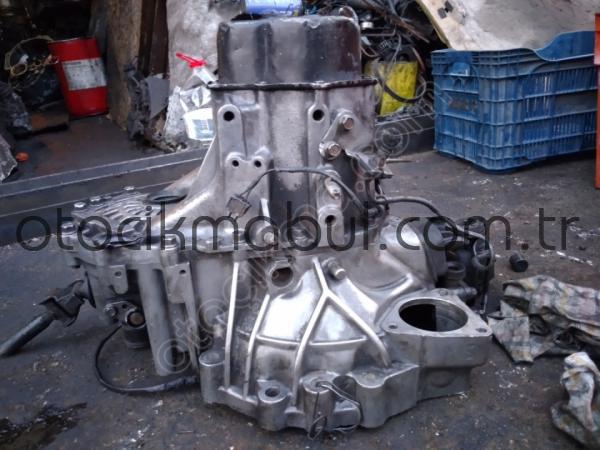 Mazda 6.26 v6 2.5 24v şanzıman orjinal çıkma