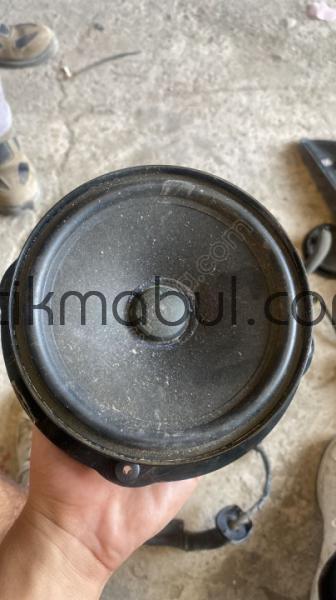 5E0035411J skoda octavia 2018 sol arka kapı hoparlör