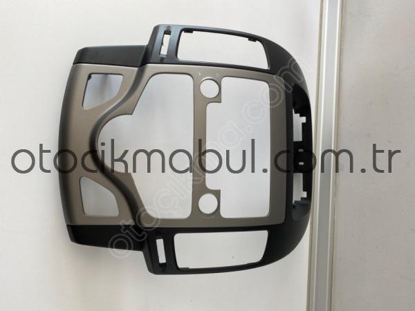 Hyundai i30 çıkma teyp çerçevesi