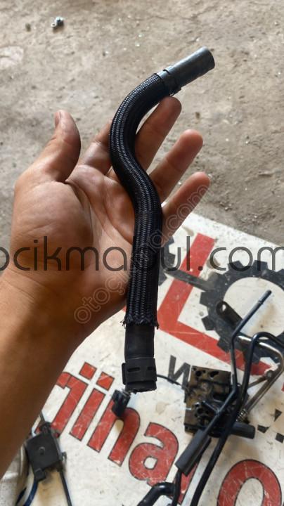 vw polo 2018 dgt motor yakıt borusu