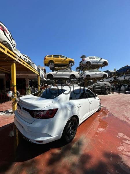 2019 MEGANE 4 DEPO KAPAĞI ÜNALLAR OTO YEDEK PARÇA’’DA