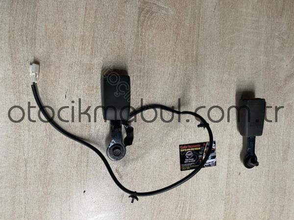 Nissan 2.5 Skystar D22 Orjinal Emniyet Kemeri 2001 ÇIKMA