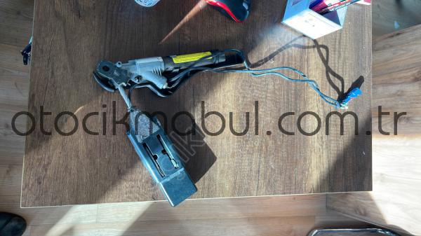 CİTROEN C3 EMNİYET KEMERİ TOKASI ORJİNAL ÇIKMA