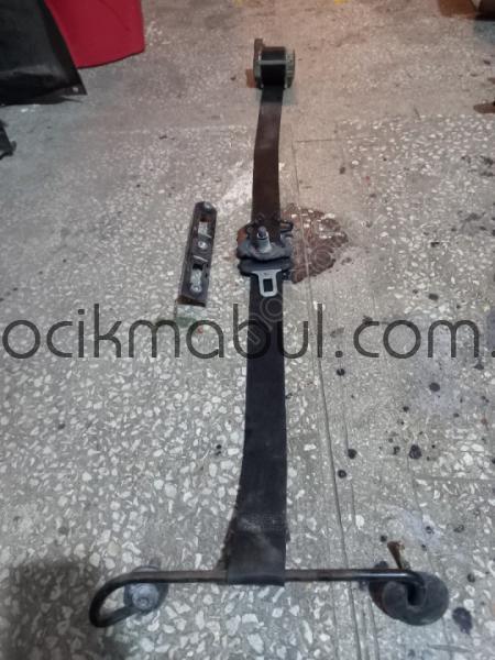 Opel Corsa C sağ orta direk emniyet kemeri