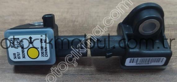 SKODA KAROQ DARBE SENSÖRÜ ÖN 3Q0959651A 3QD959651B