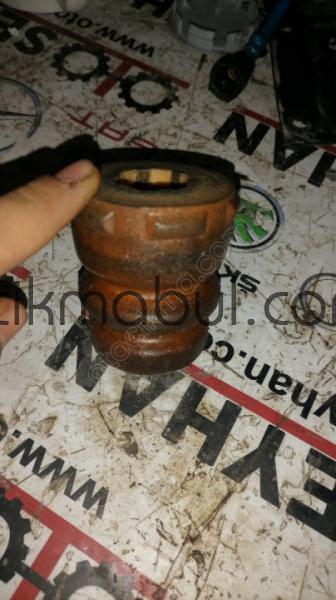 1K0412303 Passat b8 ön amortisör dayama takozu