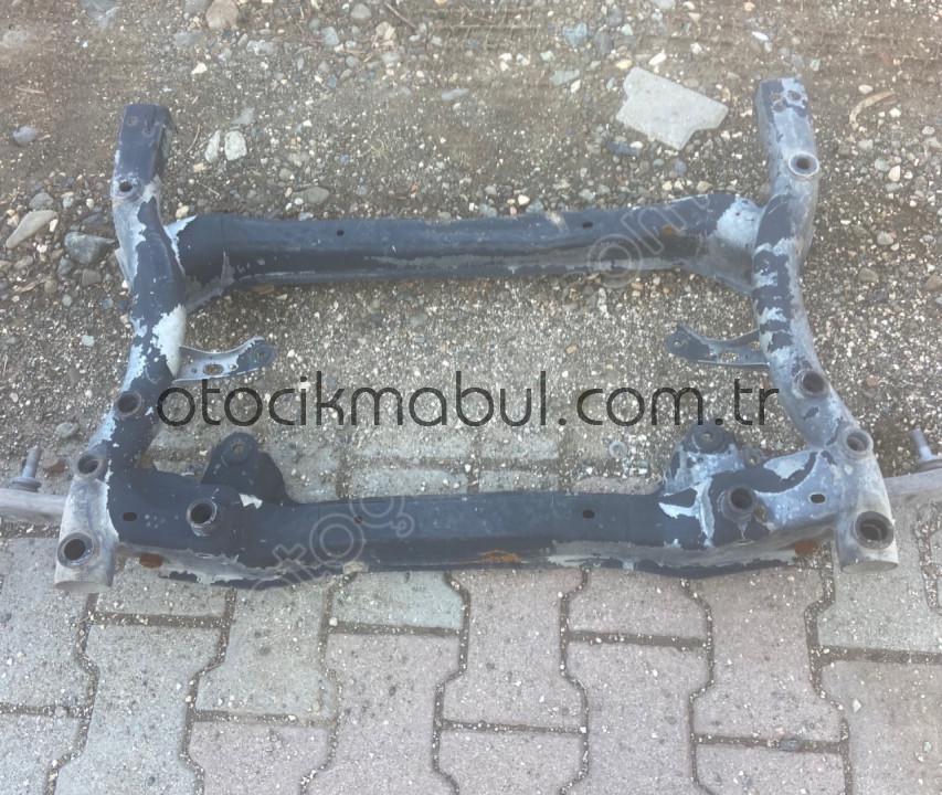 W205 MERCEDES ORJİNAL TRAVES