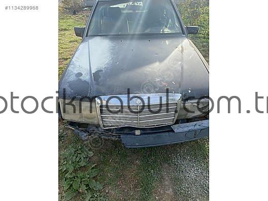 MERCEDES W124 ORJ. ÖN KAPUT ÇIKMA TEMİZ BOYASIZ