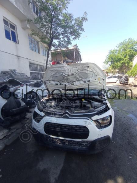 2021-22 CİTROEN C3 1.2 BENZİNLİ ORİJİNAL ÇIKMA KAPUT ARMASI