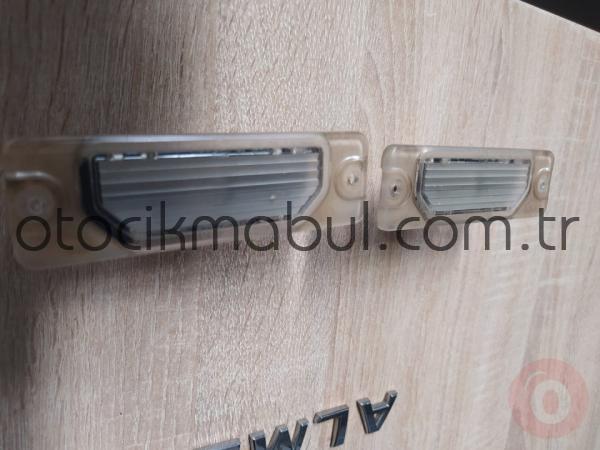 Nissan Almera Plaka Lambası &amp; Amblem 00-03 ÇIKMA