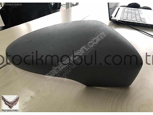 VW Passat B7 Modeli İçin Sağ Dikiz Ayna Kapağı