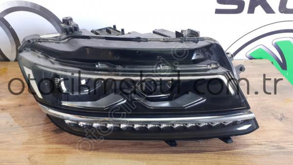 VOLKSWAGEN TİGUAN SAĞ FAR LEDLİ HATASIZ ORJİNAL ÇIKMA