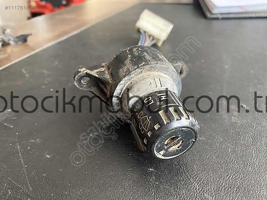 HINO FB112 ORJİNAL SİLECEK DÜĞMESİ