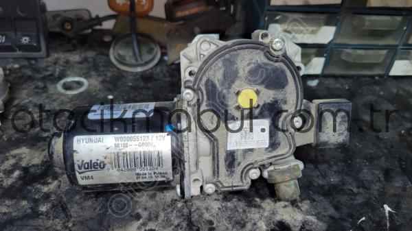 Hyundai i20 ön cam motoru