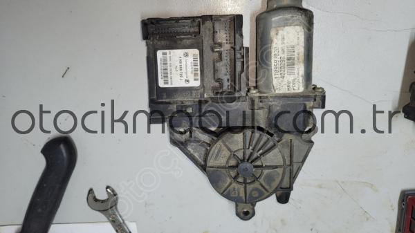 Skoda octavia sağ ön cam motoru