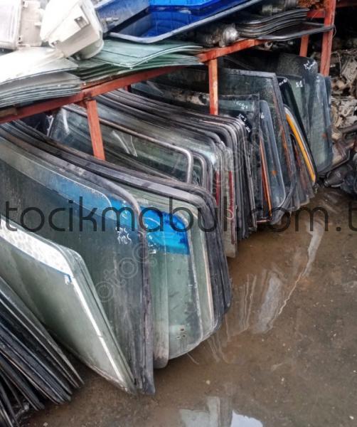 Ford Fiesta 98 model arka cam