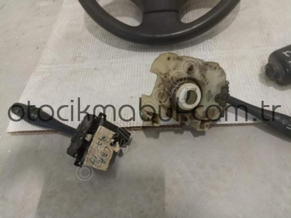 Nissan Micra K11 silecek kolu