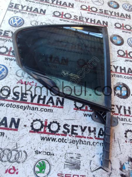 43R011025 Passat b8 arka sağ kapı kelebek camı