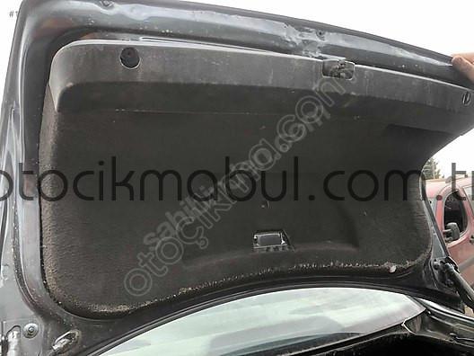 2000 model Volkswagen passat arka bagaj