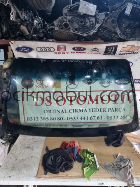 2008-2011 NİSSAN NAVARA ARKA CAM -DS OTOMOTİV-